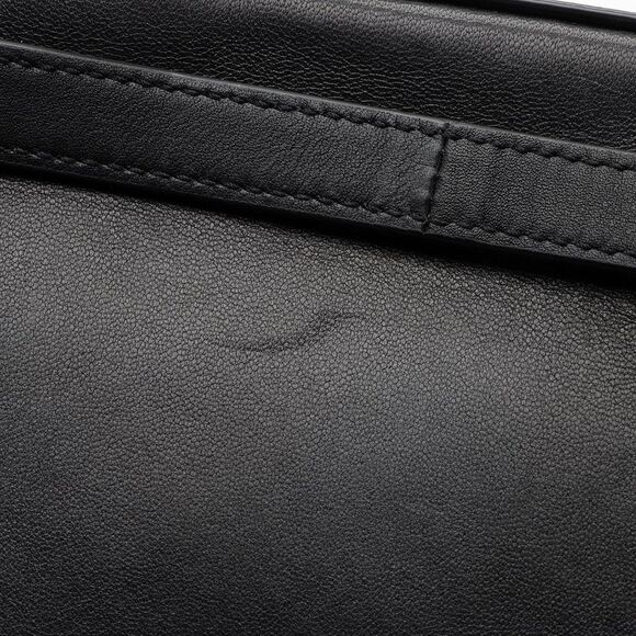 Saint Laurent Matalasse Calfskin Monogram Vicky Belt Bag - Picture 11 of 15